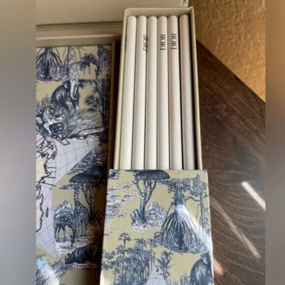 DIOR Gift Set Notebook Pencils Edition Around The World Stationary Set NIB - Picture 3 of 7